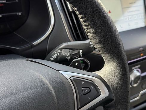 Certified 2018 Ford Edge Titanium w/ Equipment Group 302A image 29