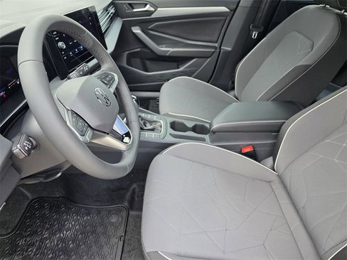 New 2026 Volkswagen Jetta Sport image 9