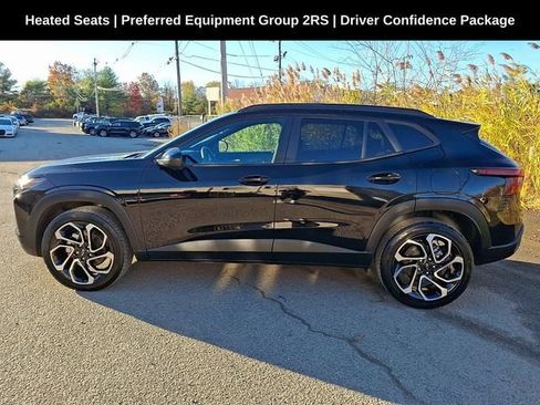 Used 2024 Chevrolet Trax RS w/ Sunroof Package image 5