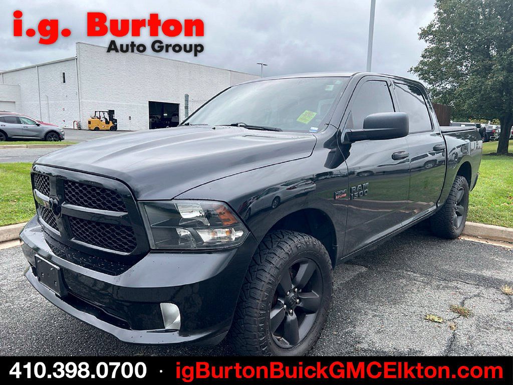 Used 2015 RAM 1500 Express AWD/4WD image 3