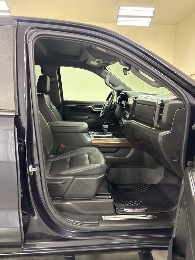 Used 2023 Chevrolet Silverado 1500 RST w/ RST All Star Premium Package AWD/4WD image 24