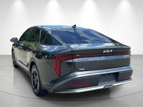 Used 2025 Kia K4 EX FWD image 3
