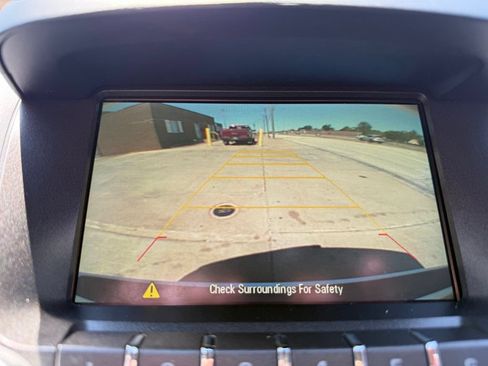 Used 2017 Chevrolet Equinox LT w/ Sport Edition FWD image 29