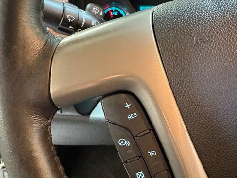 Used 2012 Chevrolet Avalanche LTZ AWD/4WD image 23
