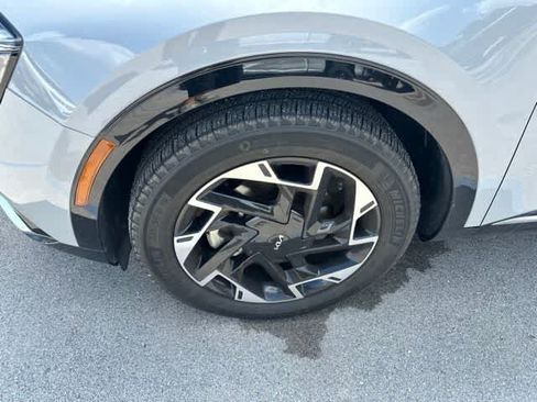 Used 2023 Kia Sportage SX FWD image 3