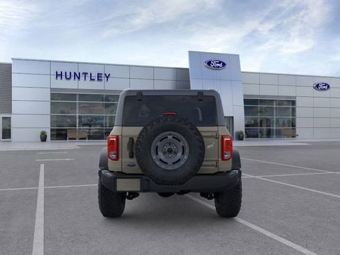 New 2025 Ford Bronco Base w/ Sasquatch Package image 5