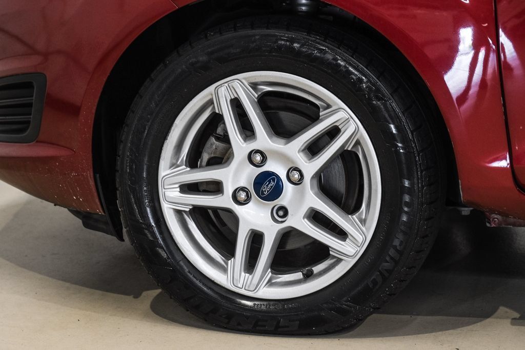 Used 2017 Ford Fiesta SE FWD image 53