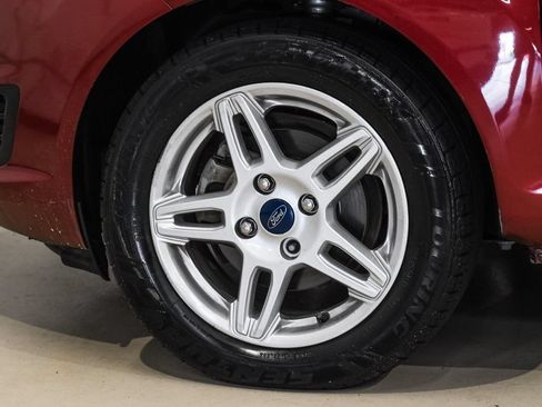Used 2017 Ford Fiesta SE FWD image 53