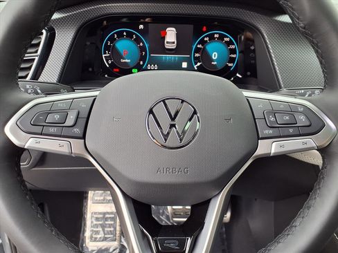 New 2026 Volkswagen Atlas Cross Sport SEL Premium R-Line image 11