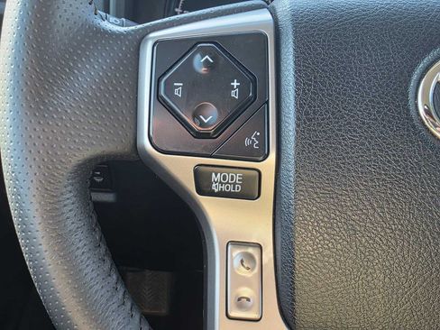 Used 2024 Toyota 4Runner SR5 AWD/4WD image 28