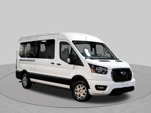 Used 2024 Ford Transit 350 XLT RWD image 4