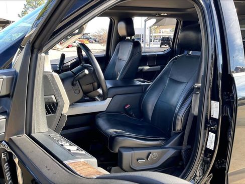 Used 2018 Ford F250 Lariat w/ Lariat Ultimate Package image 7