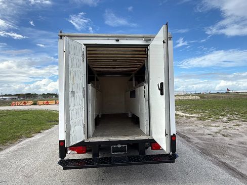 Used 2019 Mercedes-Benz Sprinter 170 image 14