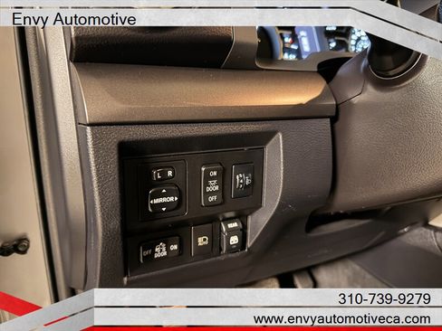 Used 2018 Toyota Tundra SR5 w/ TRD Off Road Package image 29