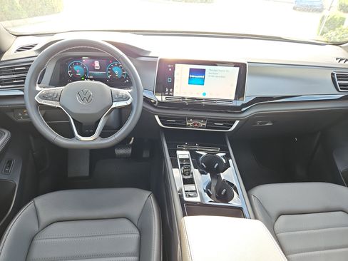 New 2026 Volkswagen Atlas Cross Sport SEL image 8