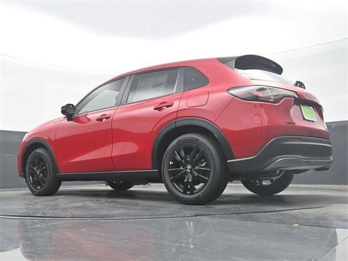 Certified 2026 Honda HR-V Sport image 31