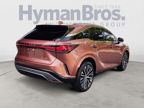 Used 2024 Lexus RX 350 Premium Plus w/ Convenience Package FWD image 3