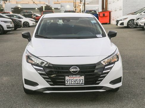 Certified 2025 Nissan Versa S w/ Trunk Package image 2