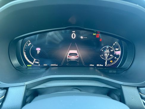 Certified 2024 MAZDA CX-90 Plug-In Hybrid w/ Preferred AWD/4WD image 11