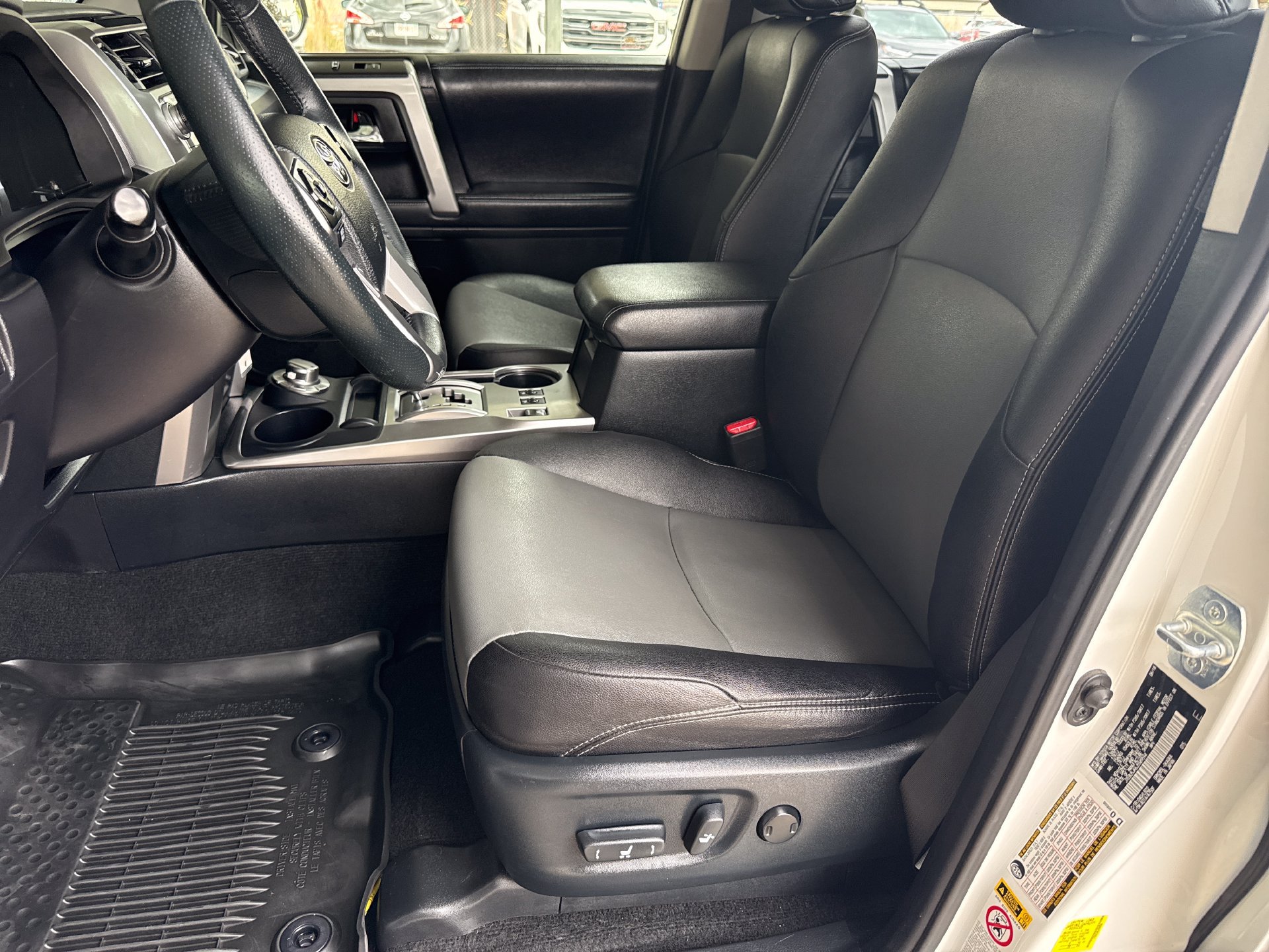 Used 2018 Toyota 4Runner SR5 Premium AWD/4WD image 13