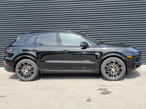 New 2026 Porsche Cayenne AWD/4WD image 8
