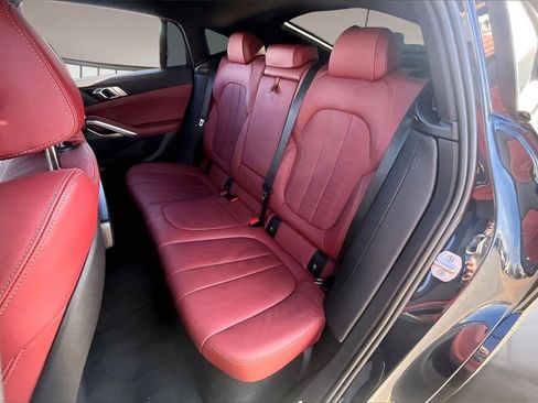 Used 2022 BMW X6 xDrive40i w/ M Sport Package image 26