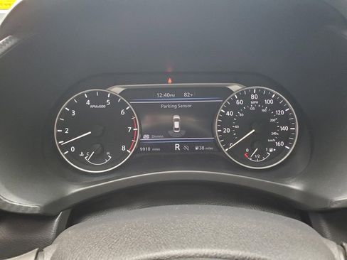 Certified 2025 Nissan Sentra SR w/ SR Premium Package FWD image 34