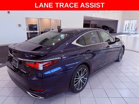Certified 2023 Lexus ES 350 350 PANO-ROOF/NAV/CARPLAY/L-CE image 7
