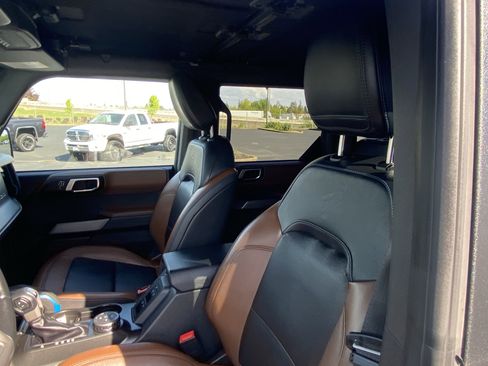 Used 2022 Ford Bronco Outer Banks image 12