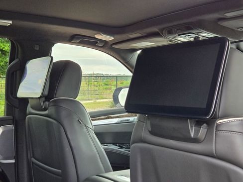 Certified 2025 Cadillac Escalade Sport Platinum image 32