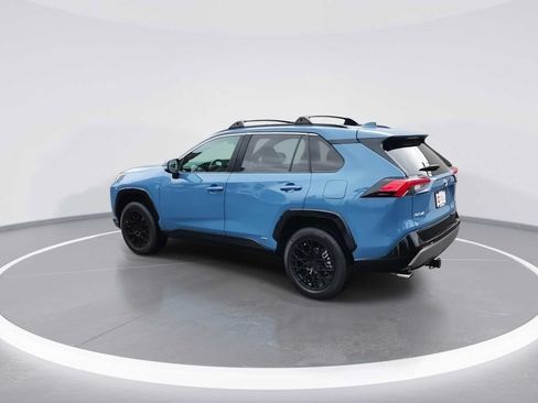 Certified 2022 Toyota RAV4 SE w/ Convenience Package AWD/4WD image 6