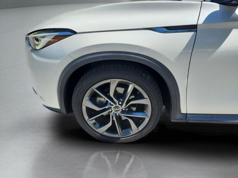 Used 2019 INFINITI QX50 Essential w/ Sensory Package image 25