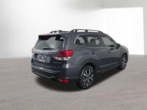 Used 2023 Subaru Forester Limited AWD/4WD image 13