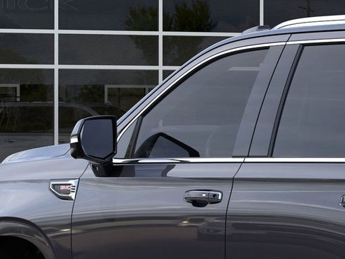 New 2026 GMC Yukon Elevation image 12