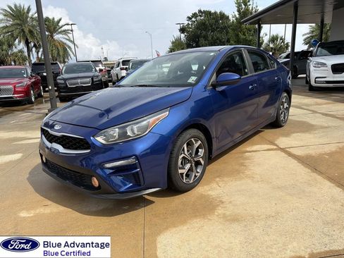 Used 2019 Kia Forte LXS FWD image 5
