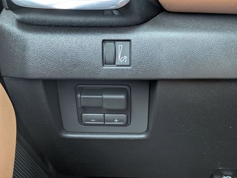 New 2026 GMC Canyon AT4 AWD/4WD image 21