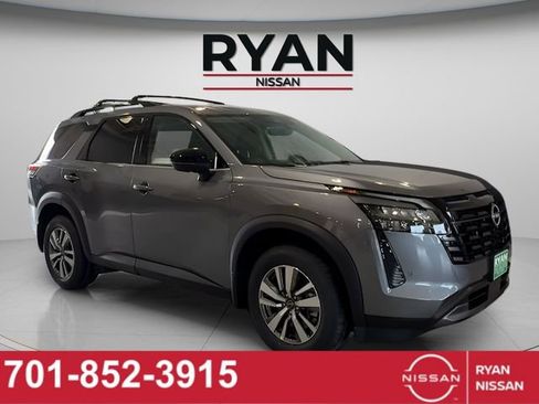 New 2026 Nissan Pathfinder SL AWD/4WD image 7