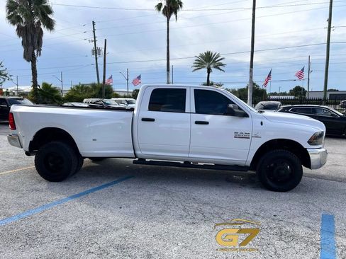 Used 2017 RAM 3500 Tradesman w/ Chrome Appearance Group AWD/4WD image 5