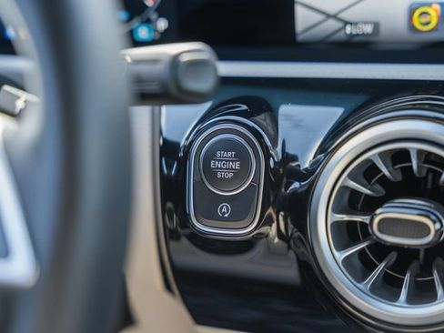Certified 2025 Mercedes-Benz CLA 250 4MATIC image 24