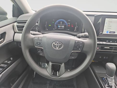 Used 2026 Toyota Camry LE FWD image 44