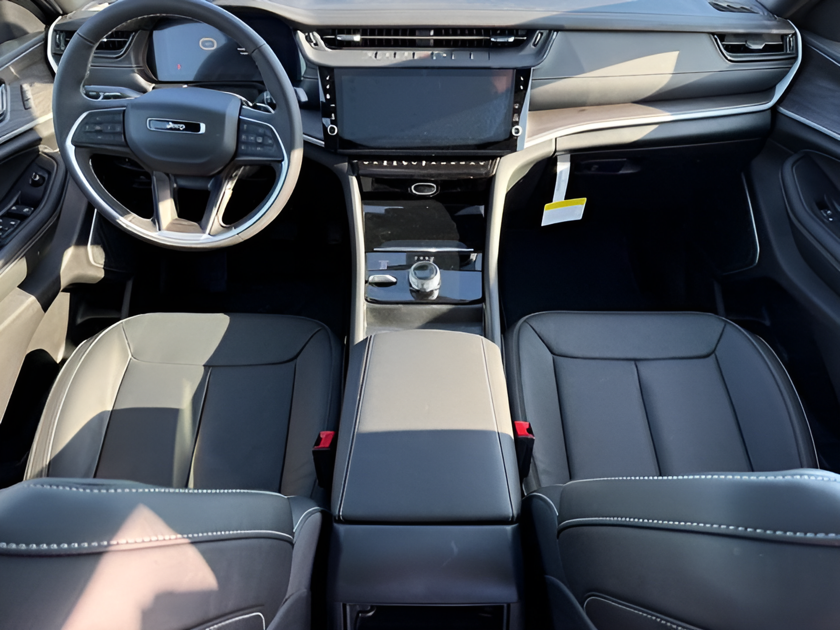 New 2026 Jeep Grand Cherokee Limited AWD/4WD image 13