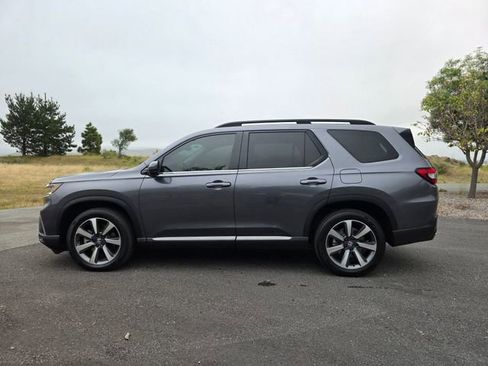 Certified 2024 Honda Pilot Elite image 12