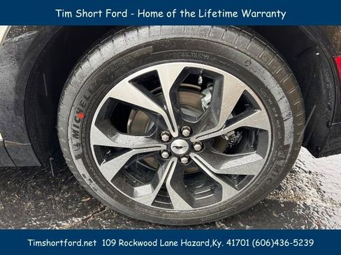 New 2022 Ford Mustang Mach-E Premium image 10