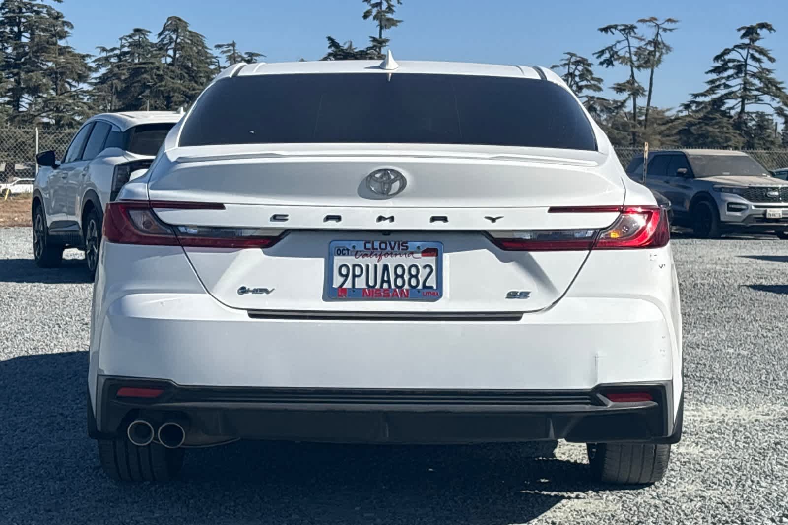 Used 2025 Toyota Camry SE FWD image 7