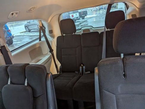 Used 2014 Dodge Grand Caravan SXT image 19