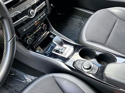 Used 2019 INFINITI QX30 w/ Navigation Package image 15