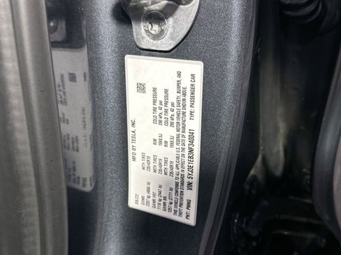 Used 2022 Tesla Model 3 Long Range image 37