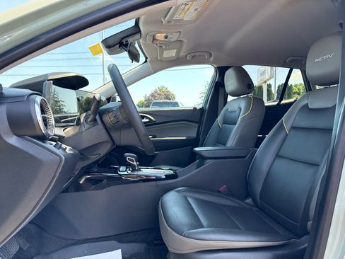 Certified 2025 Chevrolet Trax ACTIV w/ Driver Confidence Package FWD image 11