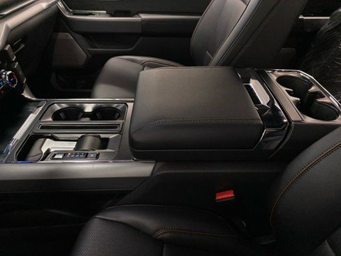 New 2025 Ford F150 Lariat w/ Equipment Group 502A High image 28