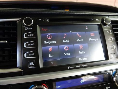 Used 2016 Toyota Highlander Limited image 50